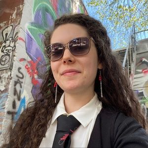 Meet your Posher, Ahna